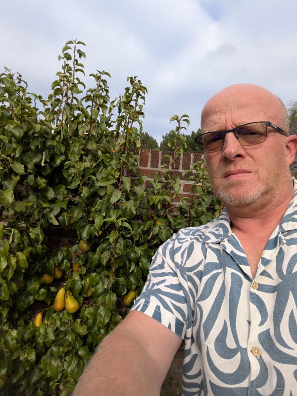 Puur genieten: 6 liter ambachtelijke appel- en perensap!