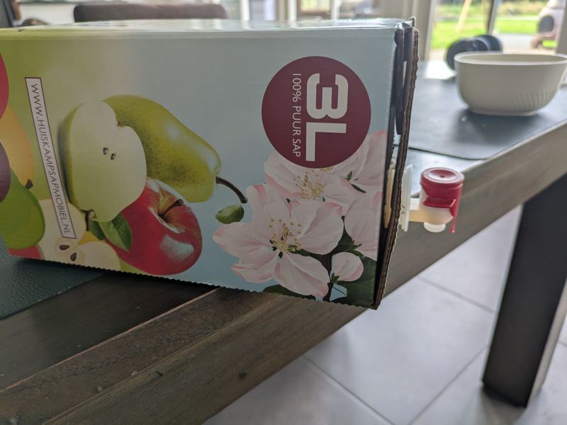 Puur genieten: 6 liter ambachtelijke appel- en perensap!