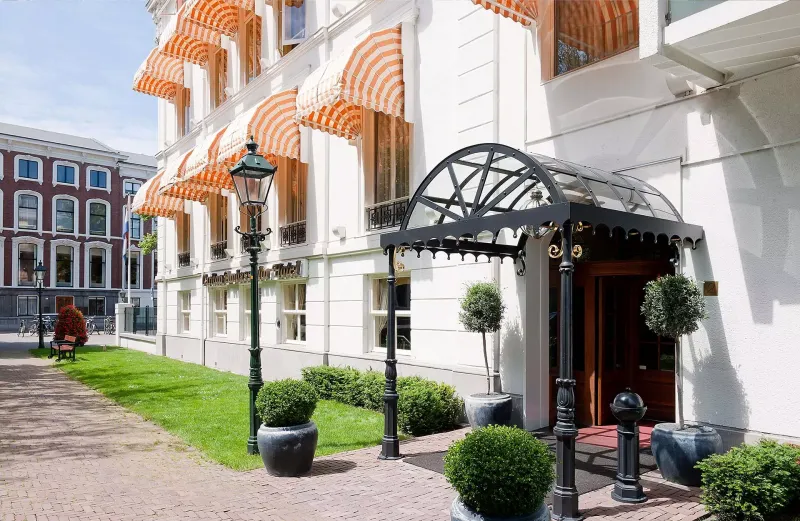 Luxe overnachting in Den Haag bij het Carlton Ambassador Hotel