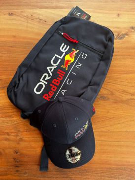 Red Bull Racing Cap & Rugzak – Officiële F1 Merchandise